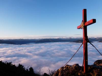 gipfelkreuz_kaisergebirge_sonnenaufgang.JPG